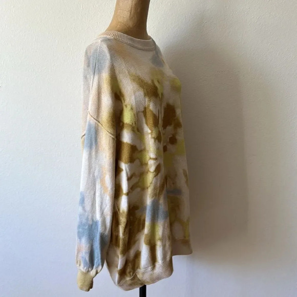We the Free sz S oversized cotton tie dyed knitwear sweater 26” x 29” - Picture 4 of 8